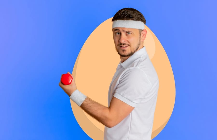 No es el pollo: el huevo entero es la proteína que más favorece el desarrollo muscular